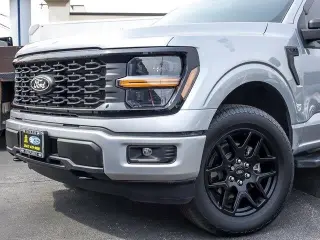 Ford F-150 2025 4x4 STX 4p SuperCrew 5,5 ft. SB