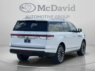 Lincoln Navigator 2023 4x4 Black Label 4p SUV