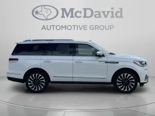 Lincoln Navigator 2023 4x4 Black Label 4p SUV