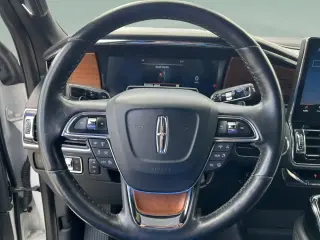 Lincoln Navigator 2023 4x4 Black Label 4p SUV