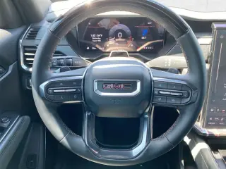 2024 GMC Acadia