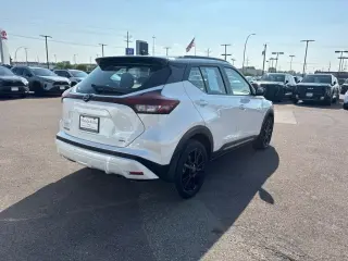 2023 Nissan Kicks