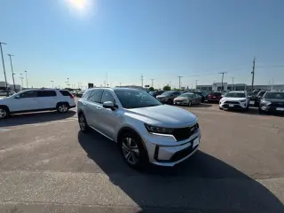 2023 Kia Sorento Plug-In Hybrid
