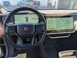 2023 Rivian R1S