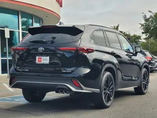 2024 Toyota Highlander