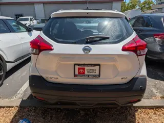 2020 Nissan Kicks