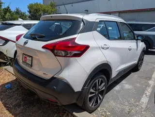 2020 Nissan Kicks