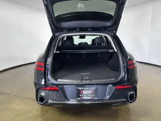 2024 Genesis Gv70