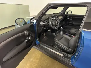 2023 MINI Hardtop 2 Door