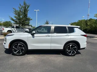 2024 Mitsubishi Outlander