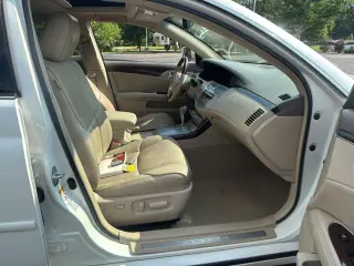 2010 Toyota Avalon