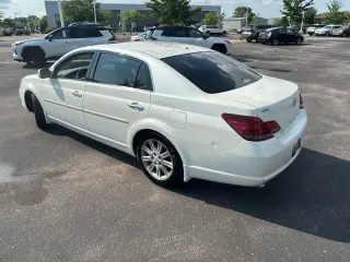 2010 Toyota Avalon