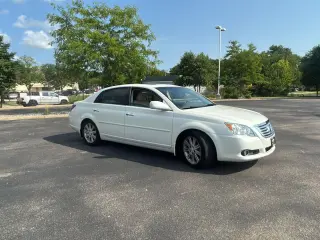 2010 Toyota Avalon