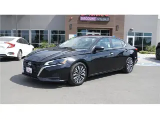 2025 Nissan Altima