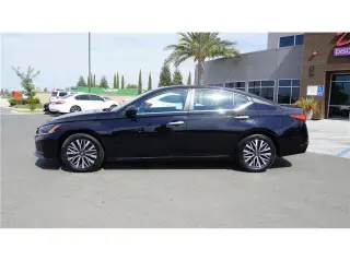 2025 Nissan Altima