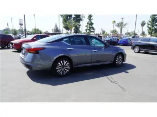 2025 Nissan Altima