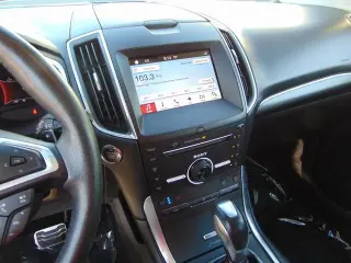 2016 Ford Edge