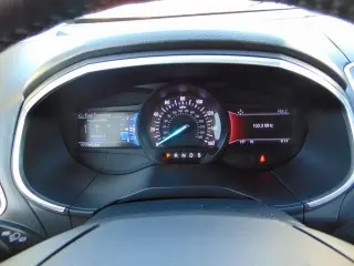 2016 Ford Edge
