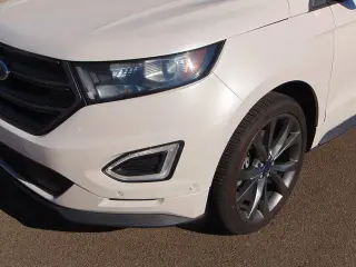 2016 Ford Edge