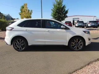 2016 Ford Edge