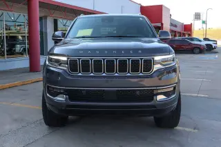 2022 Jeep Wagoneer