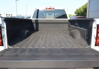 2015 Chevrolet Silverado 3500HD Built After Aug 14