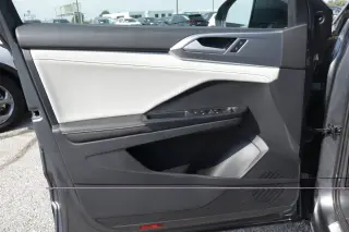 2025 Volkswagen Taos