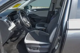 2025 Volkswagen Taos