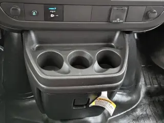2025 GMC Savana 2500