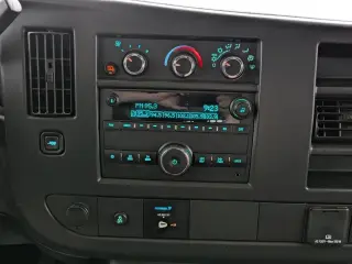 2025 GMC Savana 2500