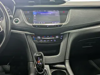 2020 Cadillac XT5