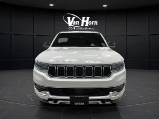 2023 Jeep Wagoneer