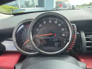 2016 MINI Cooper
