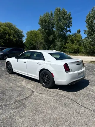 2022 Chrysler 300