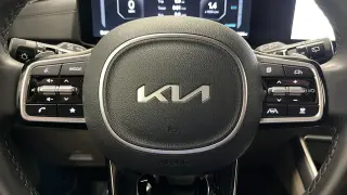 2025 Kia Carnival Hybrid