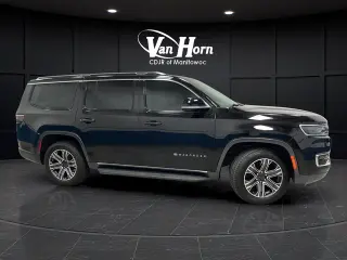 2022 Jeep Wagoneer