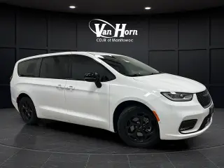 2024 Chrysler Pacifica Hybrid