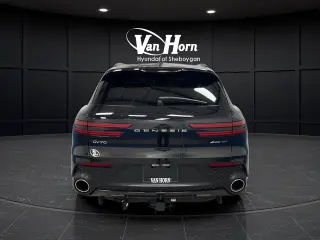 2024 Genesis GV70