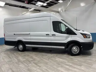 2025 Ford Transit-250