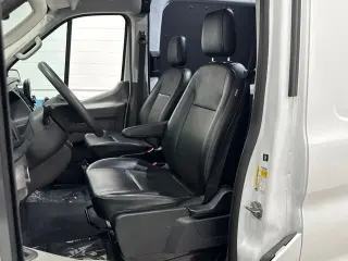 2025 Ford Transit-250