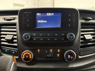 2025 Ford Transit-250