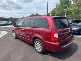 2016 Chrysler Town & Country