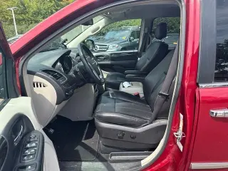 2016 Chrysler Town & Country