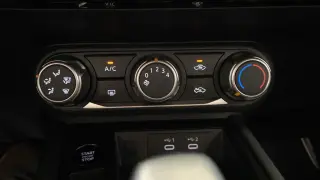 2025 Nissan Kicks