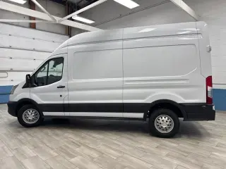 2025 Ford Transit-250
