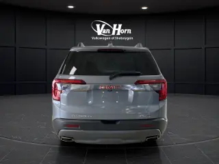 2020 GMC Acadia