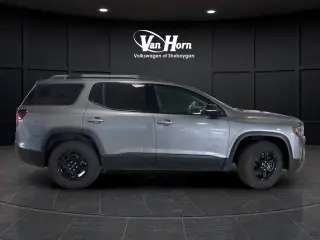 2020 GMC Acadia