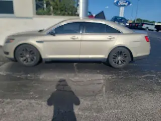 2018 Ford Taurus