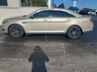 2018 Ford Taurus
