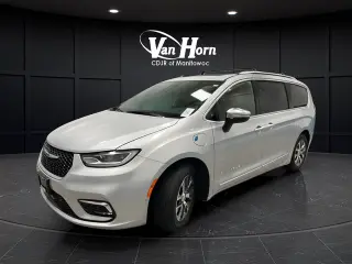 2023 Chrysler Pacifica Hybrid